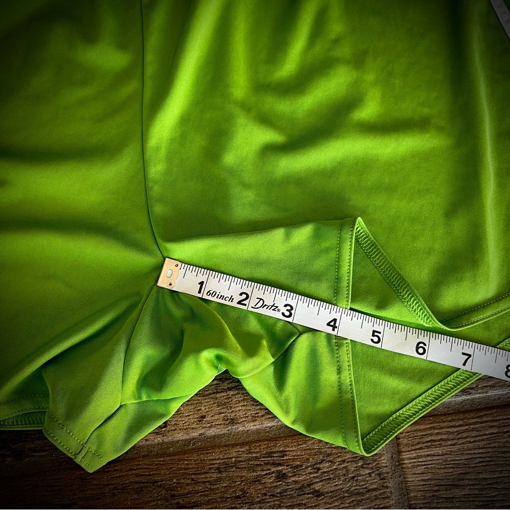 Adidas Black floral Graphic Tee and Green athletic Shorts Set L - Picture 5 of 9
